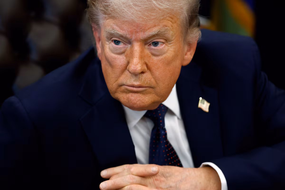 Trump anula viaje de enviados a Pakistán tras partida del negociador iraní