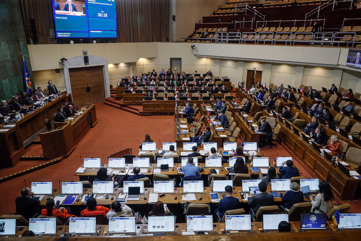Cámara de Diputados aprueba megarreforma de Kast y la envía al Senado