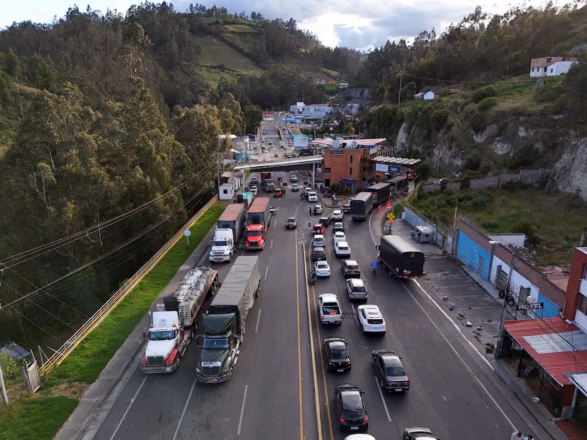 Empresarios en la frontera colombo-ecuatoriana enfrentan incertidumbre comercial