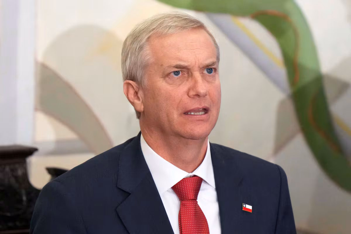 Kast inicia su megarreforma legislativa con expectativas ciudadanas divididas
