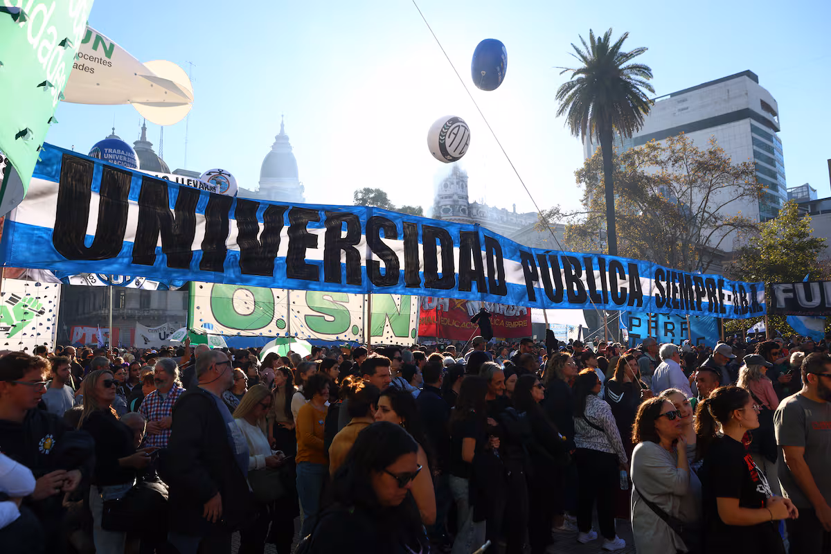 Milei rechaza devolver fondos universitarios y la Corte Suprema decidirá