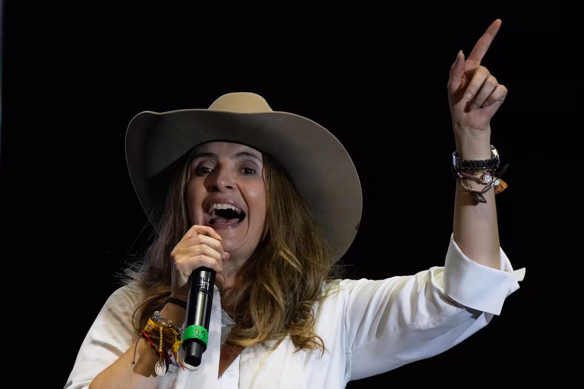 Paloma Valencia denuncia hackeo de su teléfono en camino a elecciones 2026 en Colombia