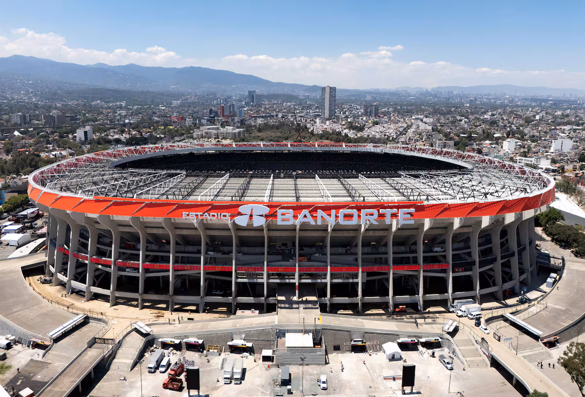Problemas en la remodelación del Estadio Azteca a un mes del Mundial