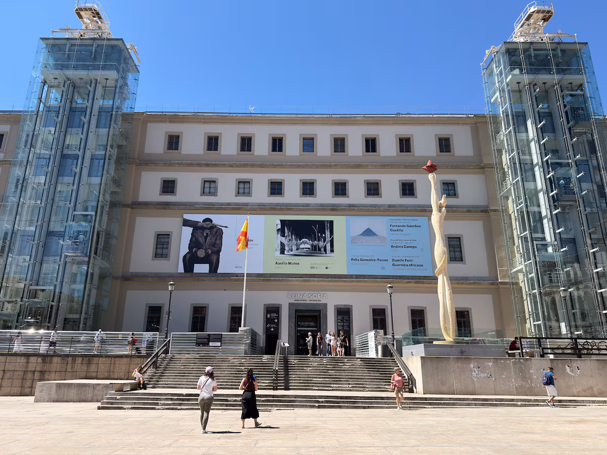 Descubre el Museo Reina Sofía: Arte y Cultura en Madrid