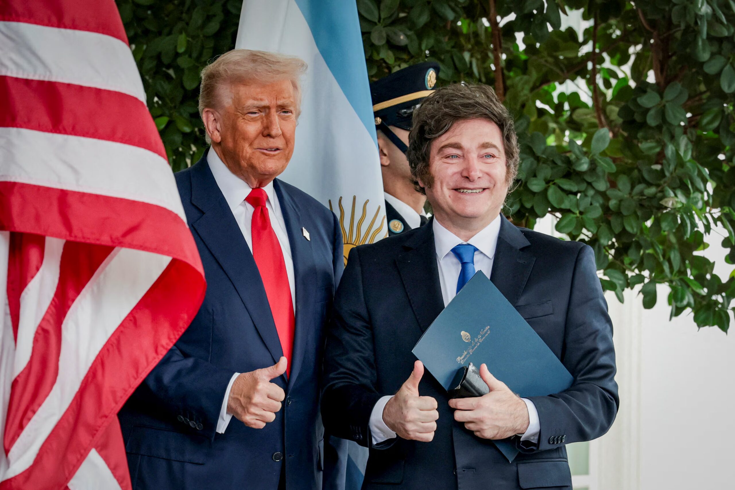 Milei regresa a EE. UU. y España en medio del escándalo político