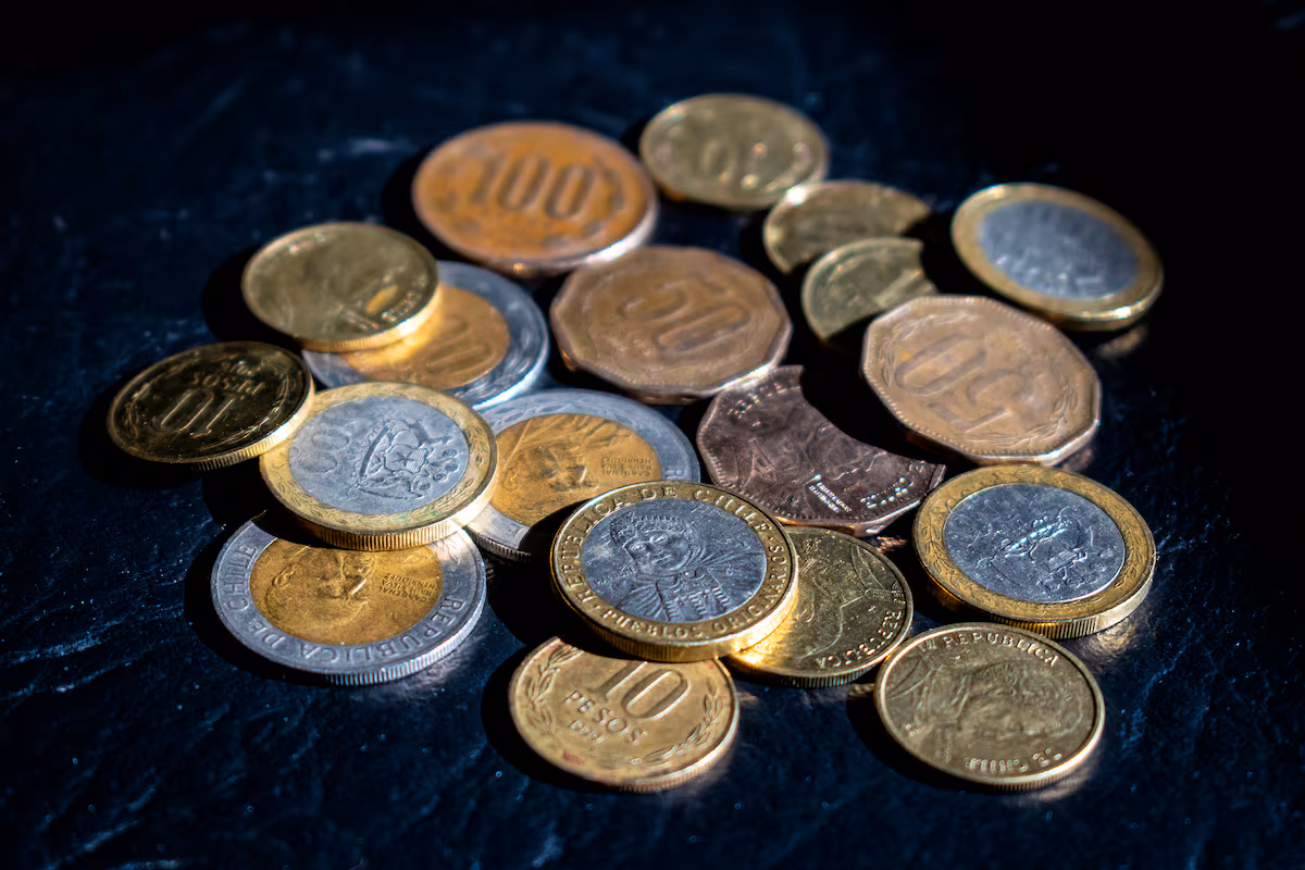 La economía chilena enfrenta su quinto mes en rojo y riesgo de recesión