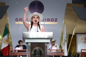 Grecia Quiroz lidera la batalla por Michoacán en Uruapan